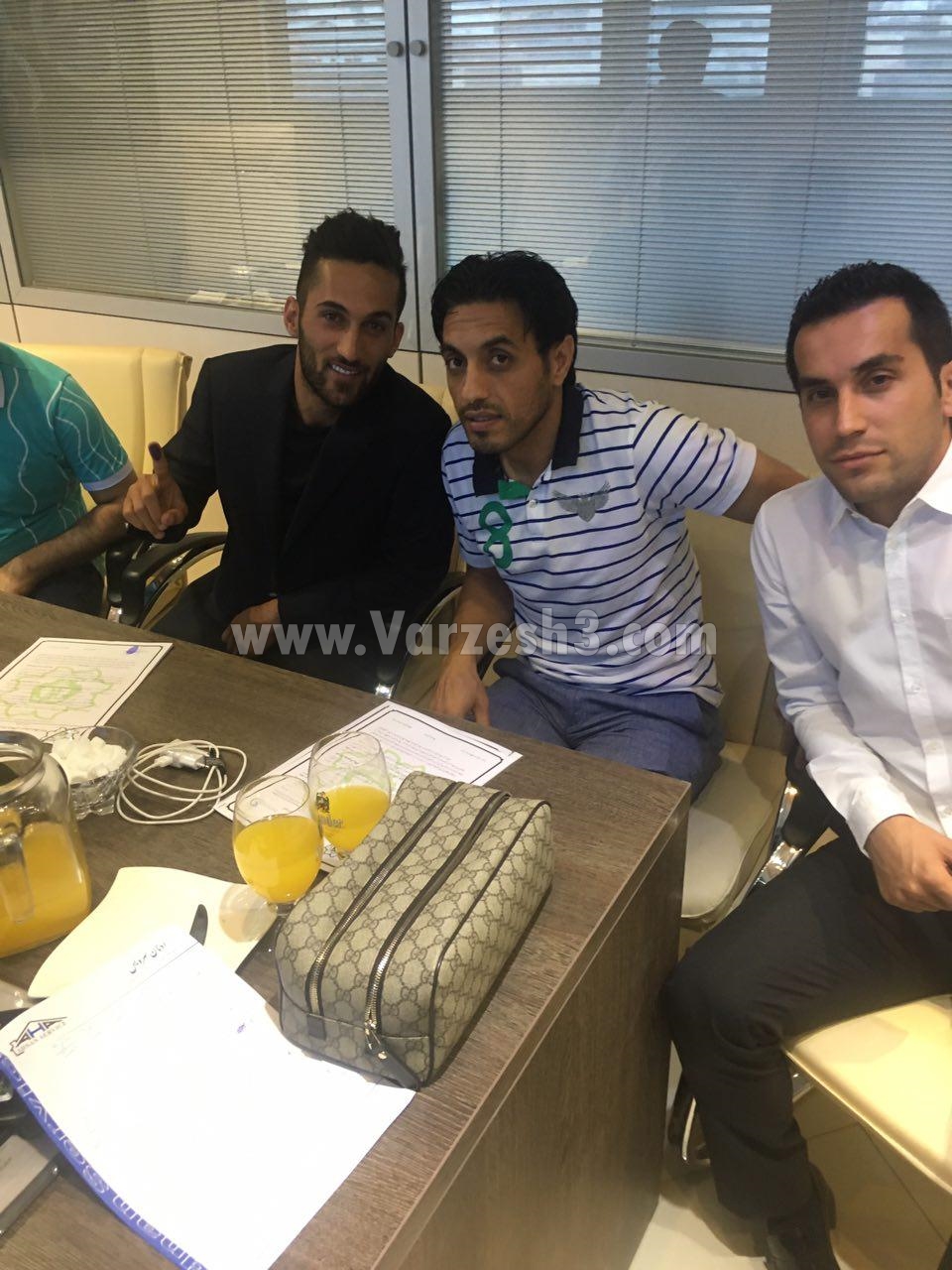 عکسی از پیام صادقیان با پیراهن تیم جدیدش