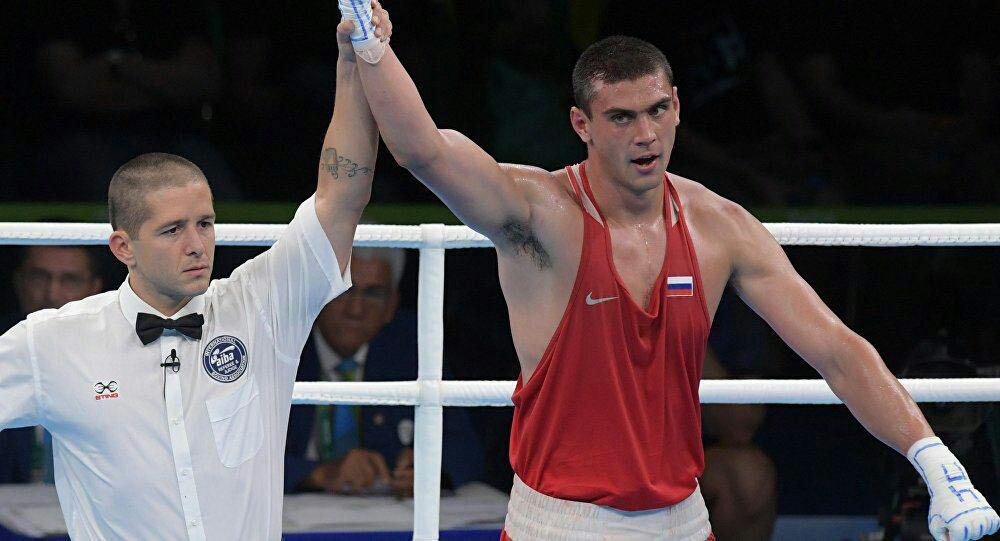 محافظ پوتین برنده مدال طلای بوکس المپیک/ عکس