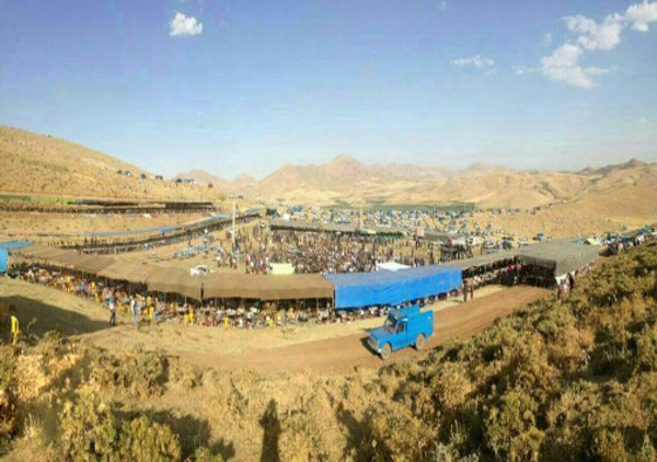 8 میلیارد تومان کادو به یک عروس و داماد!/عکس