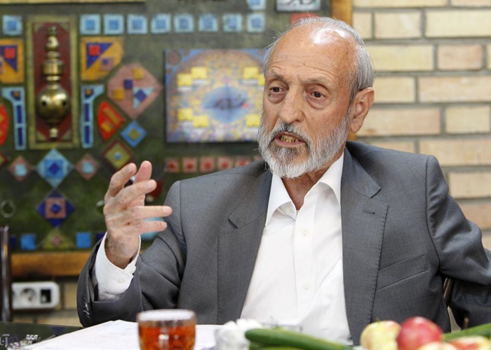 بیگانگان در تغییر نام‌ خیابان نفت به «مصدق» دخالت داشتند؟/پسر آیت الله کاشانی: این نام­گذاری مشوق ترویج خیانت است/ دخالت سیاست­های بیگانه در امور داخلی ما همچنان ادامه دارد/سردمداران این نام­گذاری را به مناظره تلویزیونی دعوت می­کنم/ مصدق مخالف ملی شدن نفت بود/ در زندگی سیاسی مصدق هیچ برگ روشنی وجود ندارد/ مصدق خادم سیاست انگلستان بود