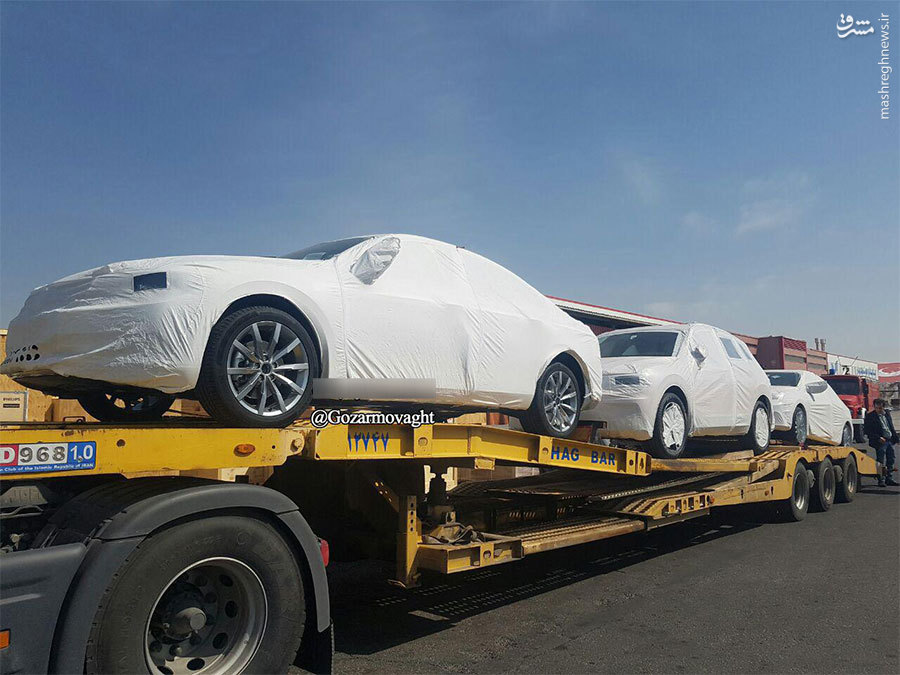 ورود سه خودرو با هویت مخفی به کشور/عکس