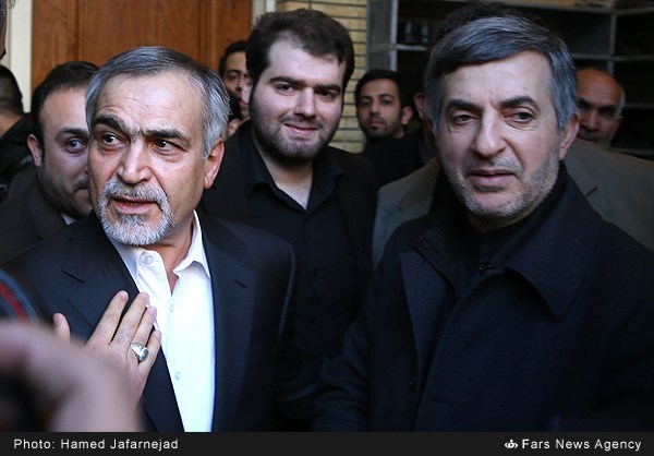 روبوسی مشایی و برادر روحانی/عکس