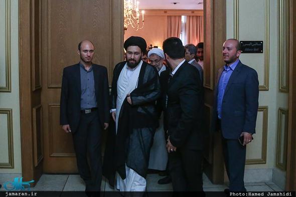 تصاویر : سید علی خمینی در همایش امام (ره) و نفی خشونت و افراطی گری