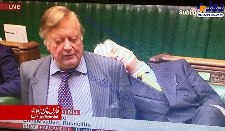 تصویری از خواب عمیق آقای نماینده در مجلس