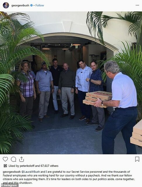 اعتراض پیتزایی جورج بوش: به تعطیلی پایان دهید