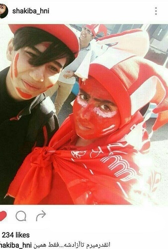 دختری 21 ساله که دربی را از نزدیک تماشا کرد+ عکس