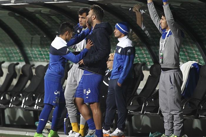 تایید درگیری لفظی عمران‌زاده با داور چهارم + عکس