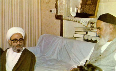 آیت الله مهدوی کنی در کنار بنیانگذار جمهوری اسلامی