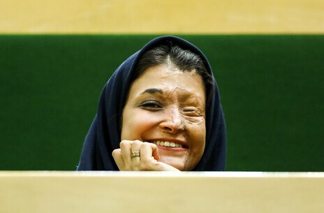 نقشه پیچیده ترامپ و بولتون/ جنگ یا مذاکره؟