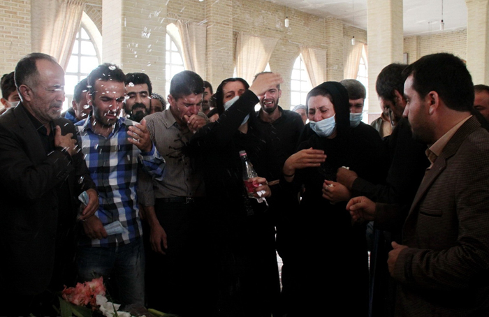 (تصاویر) خاکسپاری جانباختگان منا