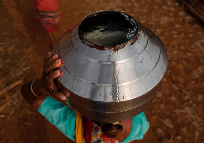 (تصاویر) چندهمسری به خاطر کم‌آبی و خشکسالی