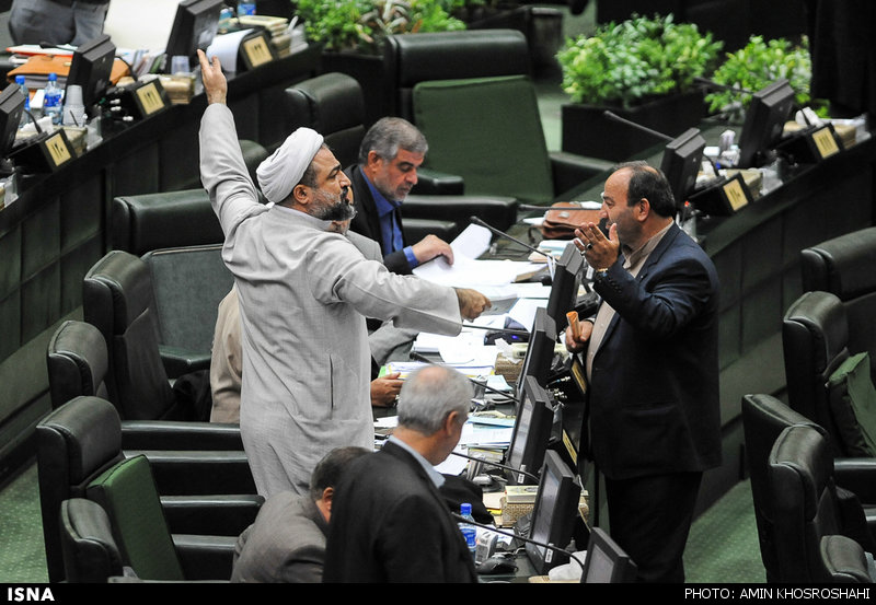 عصبانیت رسایی از تصویب برجام/عکس