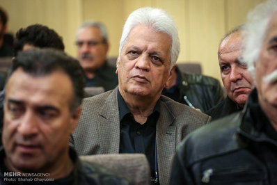 امیر حاج رضایی در مراسم ختم منصور پورحیدری