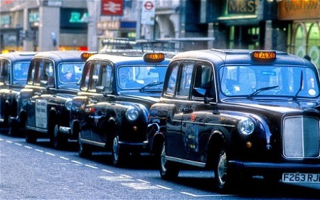 مضحک‌ترین قوانین کتاب قانون بریتانیا+تصاویر