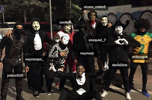 لباس عجیب و غریب نیمار و دوستانش+عکس