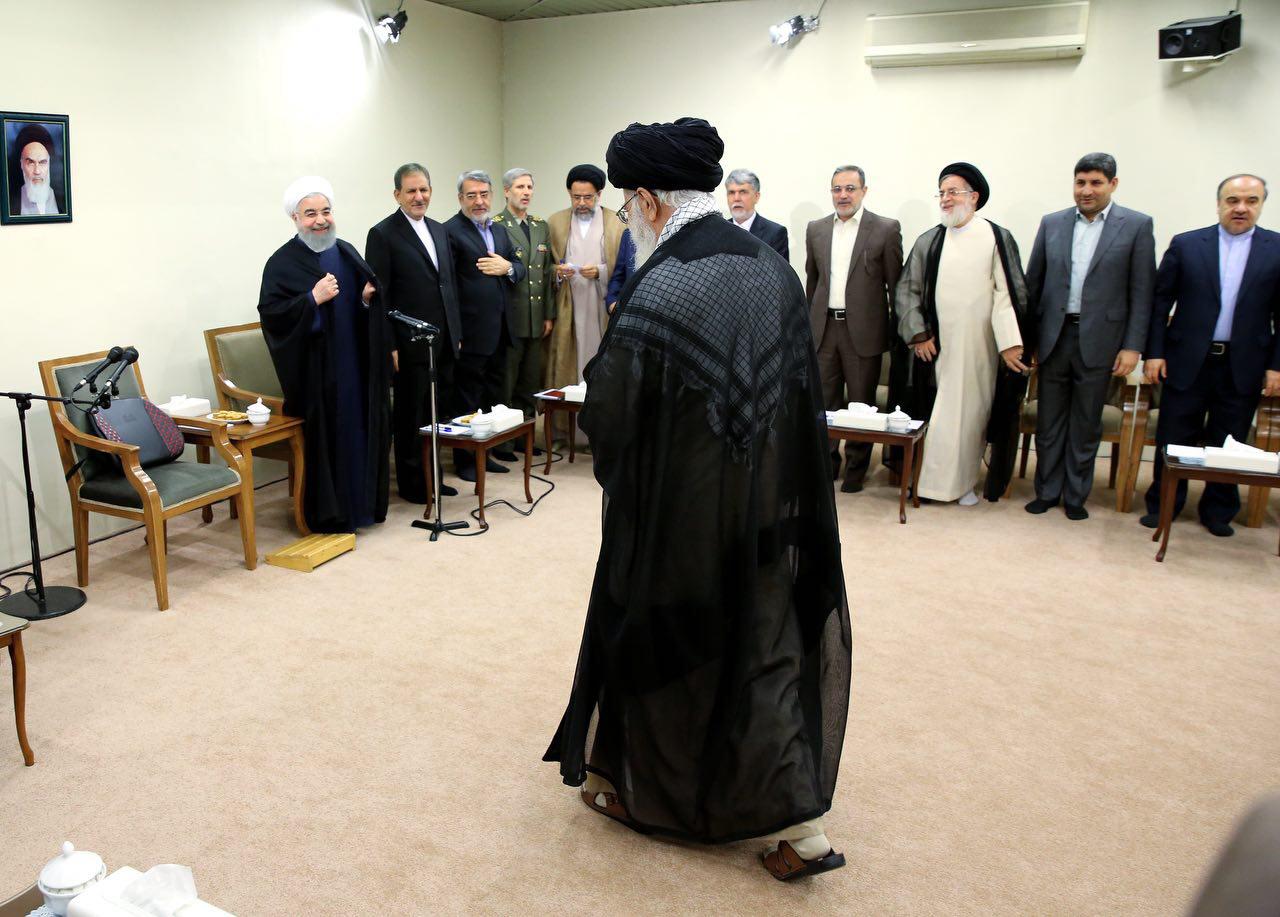 اولین تصویر از دیدار دولت دوم روحانی با رهبر انقلاب