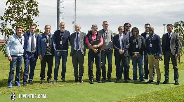 حضور زیدان در کمپ تمرینی یوونتوس/عکس