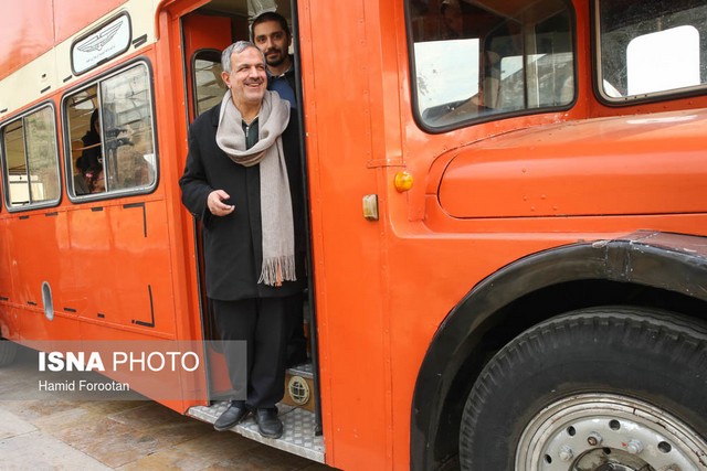 اتوبوس سواری مسجد جامعی در تهران/عکس