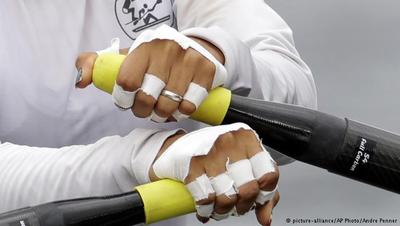 جاور توانسته بود در بازی‌های آسیایی ۲۰۱۴ به میزبانی کره جنوبی، اینچئون، به همراه سولماز عباسی، حمیرا برزگر و نازنین ملائی در ماده چهار نفره جفت پاروی سبک‌وزن بانوان، به جایگاه سوم و نشان برنز بازی‌ها دست یابد. 