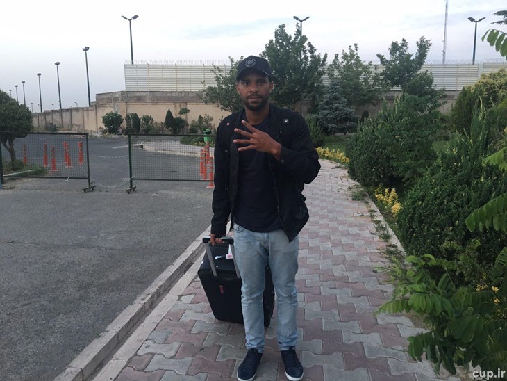 جانواریو با کری برای پرسپولیسی ها وارد ایران شد+عکس