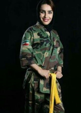 نرگس محمودی