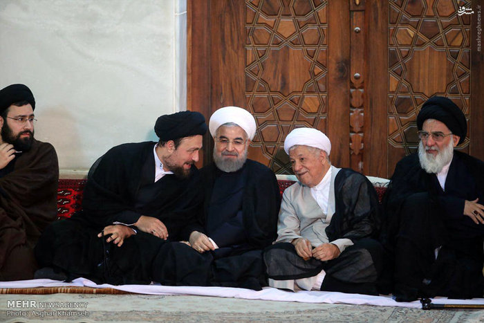 خوش و بش سه نفره هاشمی، روحانی و سیدحسن خمینی/ عکس