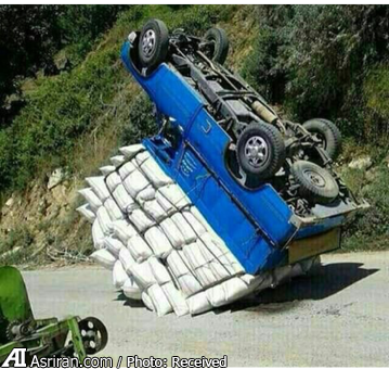 وقتی نیسان آبی ضربه فنی می شود(عکس)