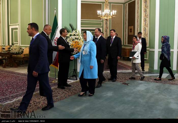 حجاب زنان بلغاری در ایران/ عکس