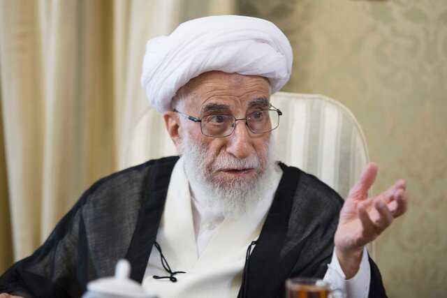 آیت‌الله جنتی: هرکس قصد ثبت‌نام در انتخابات مجلس را دارد، خوب قانون را مطالعه کند / افرادی که انگیزه‌های سوء دارند، بدانند مجلس جای آن‌ها نیست