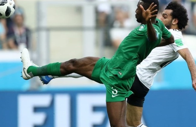 اروگوئه با غلبه بر تیم میزبان صدرنشین شد/ پیروزی عربستان مقابل مصر در آخرین ثانیه‌ها