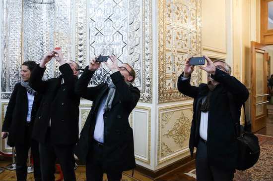 صحنه‌ای که دیپلمات‌های آلمانی را شگفت زده کرد (+عکس)