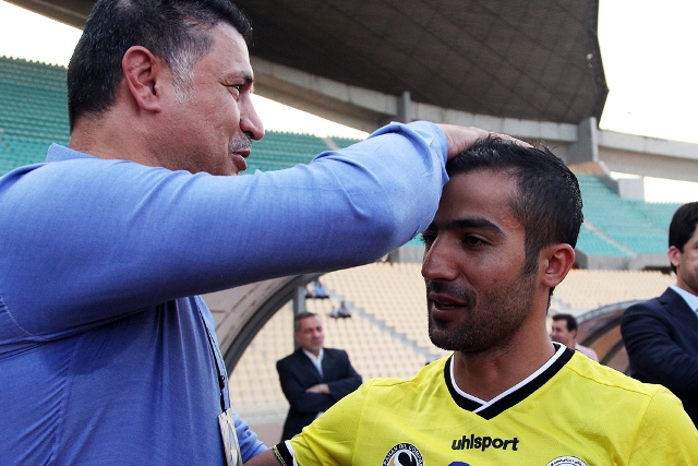 مبعلی در آغوش دایی/عکس