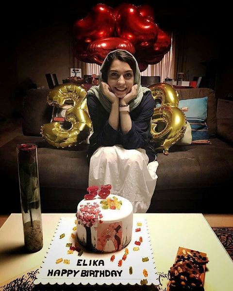 elikaabdolrazaghii 1.jpg