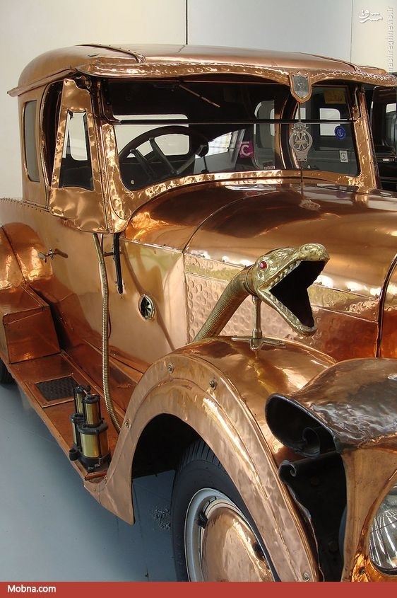 ماشین آنتیک مسی/ عکس