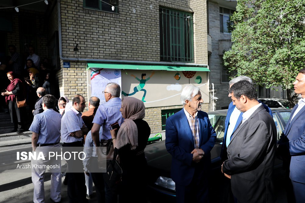 حضور جهانگیری در حسینیه ارشاد/عکس