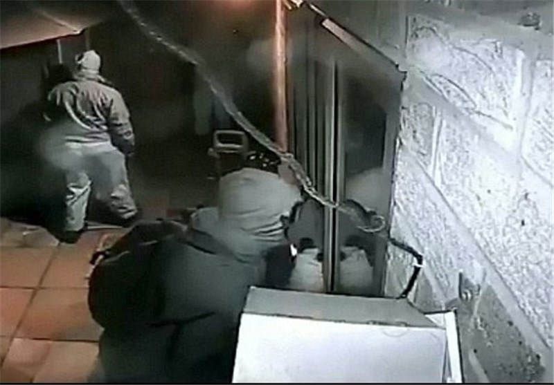 سرقت نافرجام سارقان از بانک تجارت بجنورد