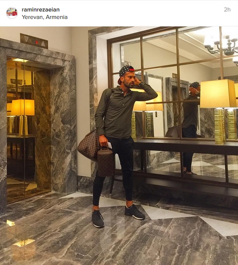 تیپ متفاوت رامین رضاییان در ارمنستان/عکس