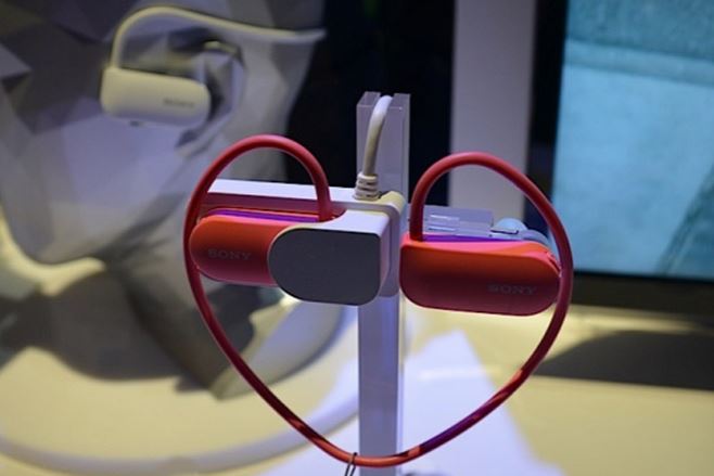 این هدفون هوشمند مربی ورزشی شماست+عکس