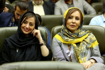 پرستو صالحی و نفیسه روشن در جشن خیریه مهر لیلا