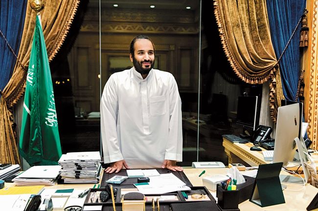 محمد بن سلمان؛ ولیعهدی که شبیه هیچ کس نیست /پایان دوران پادشاهان پیچیده و مرموز عربستان /پشت پرده اصلاحات جنجالی ولیعهد جوان /سیاست سعودی پوسته اندازی می کند /حرکت عربستان به سمت روابط نظامی سخت و تهاجمی /دلارهای نفتی تنها پشتوانه حرکت های اصلاح گرایانه شاهزاده جوان
