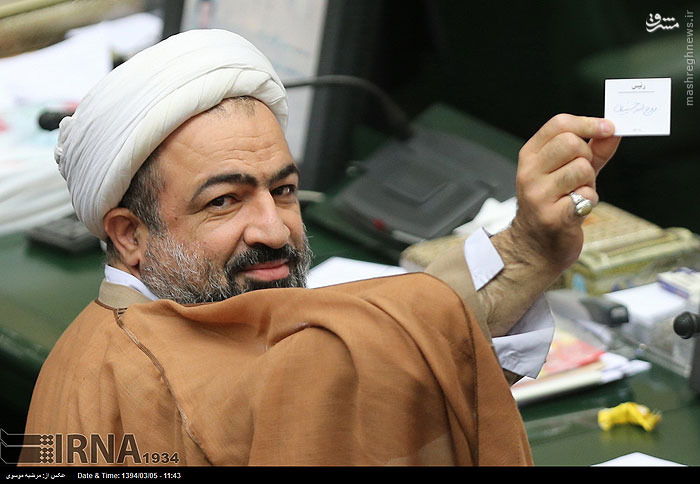 رسایی به چه کسی رای داد؟/عکس