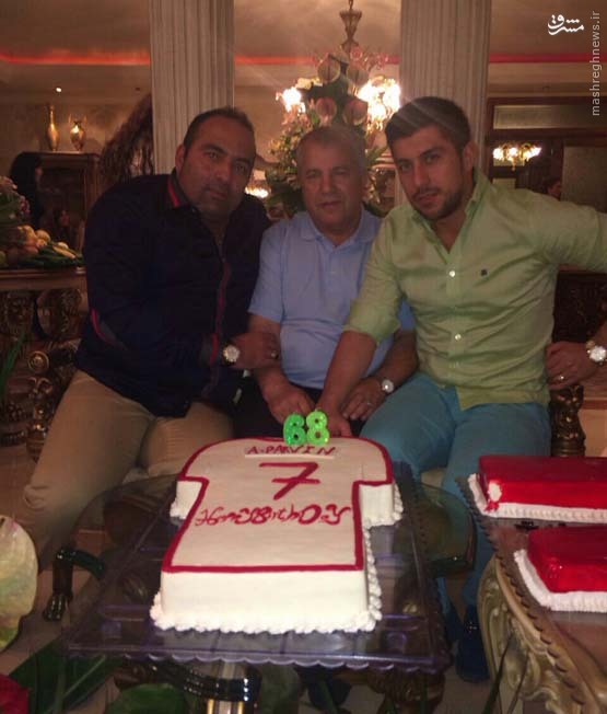 جشن تولد سلطان در کنار خانواده/عکس