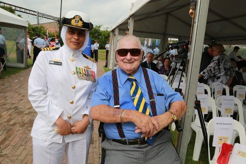 ناخدای محجبه، بانوی سال استرالیا شد +عکس