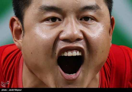 تصاویر دیدنی از مردان وزنه