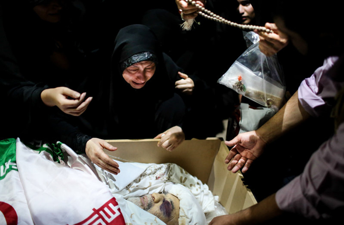 (تصاویر) وداع با پیکر شهید همدانی