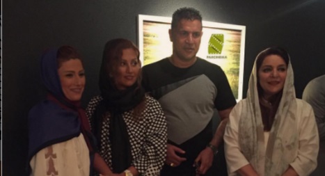 عکس علی دایی و همسرش در نمایشگاه تهمینه میلانی