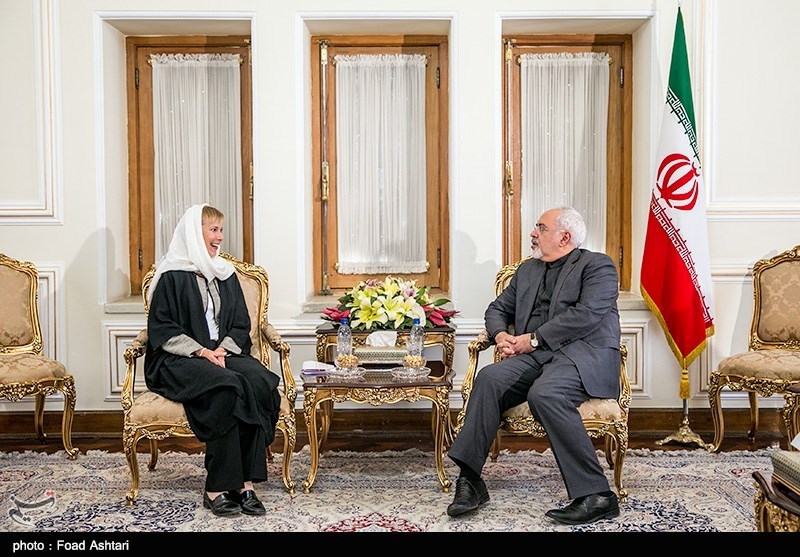 پوشش سفیر سوئد در دیدار با ظریف/عکس