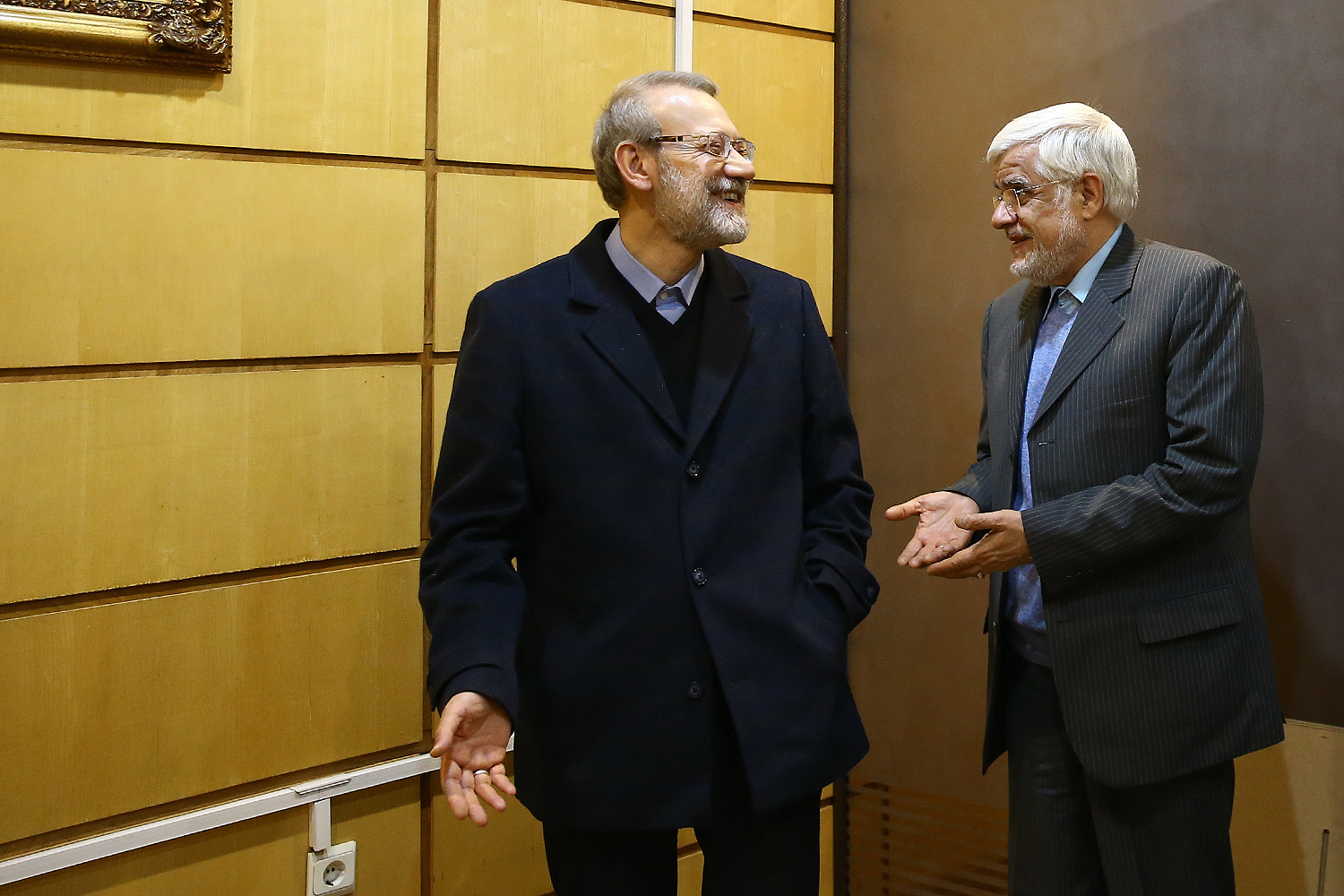 25 رأی تعیین‌کننده؛ پایداری در دوگانه عارف-لاریجانی