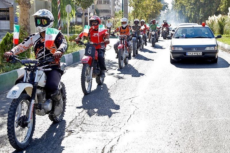 اسکورت جالب دختر المپیکی!/عکس