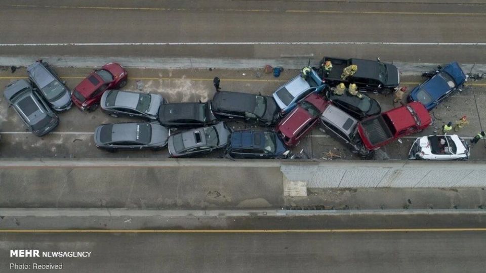 تصادف زنجیره‌ای و مرگبار بیش از ۱۳۰ خودرو در تگزاس